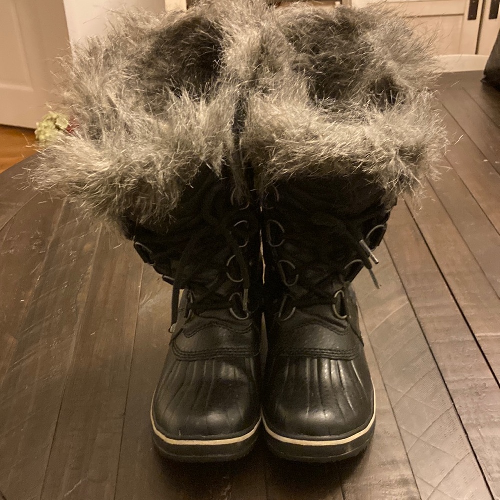 Womens Sorel Torino II Winter Boots - Size 6.5 - Black with Fur Trim